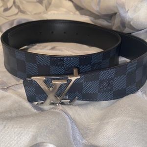 Authentic Louis Vuitton Men’s Belt